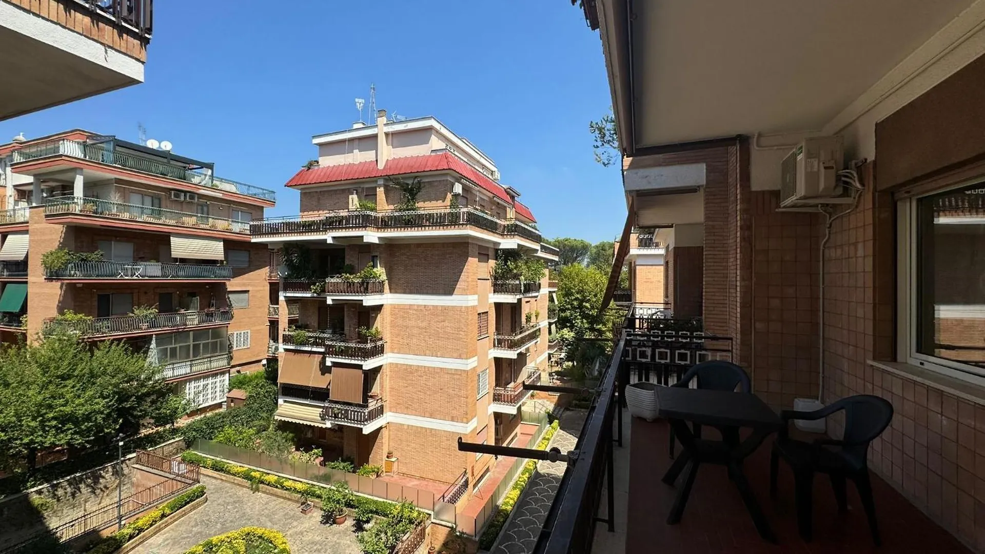 Cozy&Quiet Getaway In Gianicolo Daire Roma