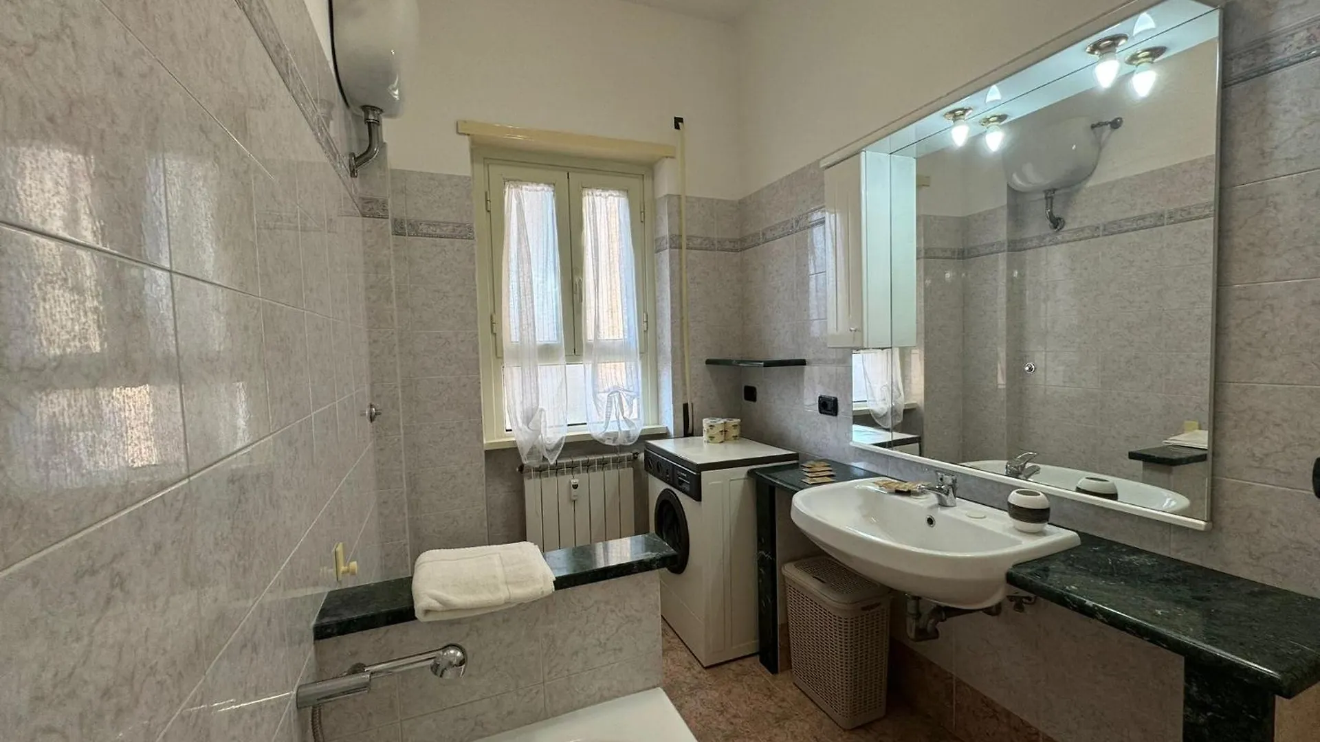 Cozy&Quiet Getaway In Gianicolo Apartment Rome Italy